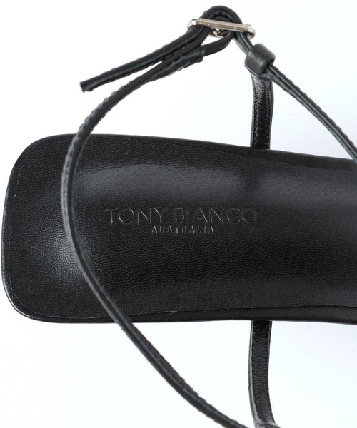 Tony Bianco(トニービアンコ)の「【TONY BIANCO】TASTサンダル(サンダル・レディース・ブラック/シルバー・6/7)」の19枚目の写真