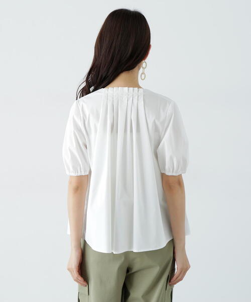 N.（N. Natural Beauty Basic）（エヌエヌナチュラルビューティーベーシック）の「タックカラーリボンブラウス（シャツ/ブラウス・レディース・オフホワイト/ブルー/ライトグリーン・MEDIUM）」の13枚目の写真