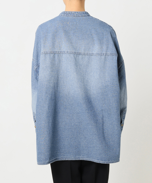 ま*ん様 美品　スピックアンドスパン　バンドカラーボックスダンガリーシャツ Spick & Span（スピックアンドスパン）の「《WEB限定追加