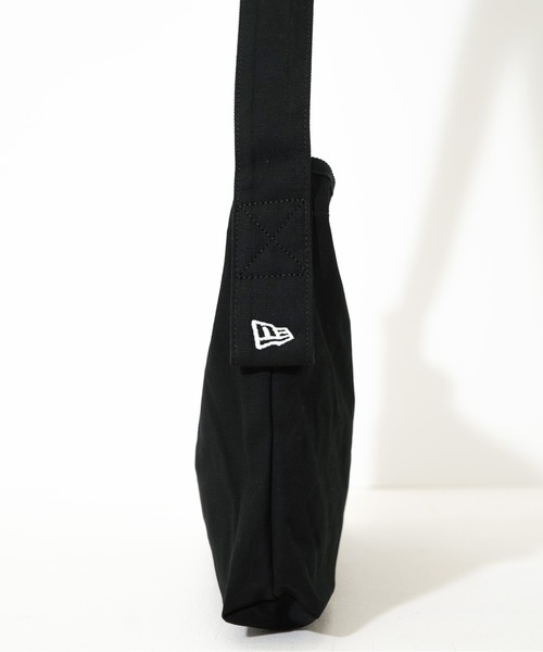 NEW ERA(ニューエラ)の「【NEW ERA/ニューエラ】CANVAS SHOULDER BAG(ショルダーバッグ・メンズ・アイボリー/ブラック・FREE)」の7枚目の写真