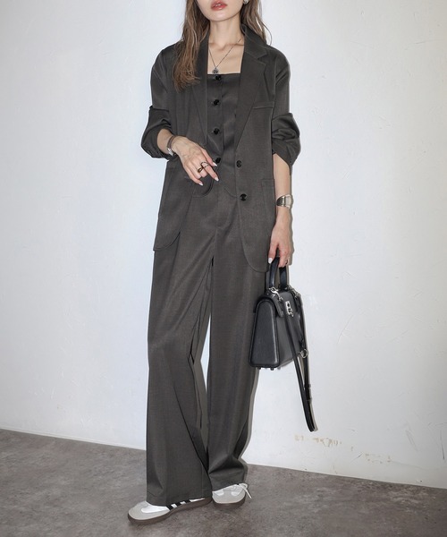 Bonjour Sagan（ボンジュールサガン）の「[SET]杢調テーラードジャケット×キャミビスチェ×ワイドパンツ（セットアップ・レディース・チャコールグレー/ライトベージュ/カーキブラウン/ダークネイビー/ブラウン系その他・MT/M）」の8枚目の写真