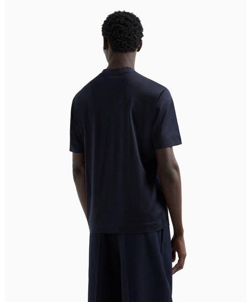 EMPORIO ARMANI(エンポリオアルマーニ)の「【エンポリオ アルマーニ】ASV Tシャツ リヨセル混紡ジャージー Emporio Armani刺繍(Tシャツ/カットソー・メンズ・セージグリーン/ネイビー/グレイッシュベージュ・XX-LARGE/X-SMALL/X-LARGE/SMALL/MEDIUM/LARGE/XXX-LARGE/XX-SMALL)」の4枚目の写真