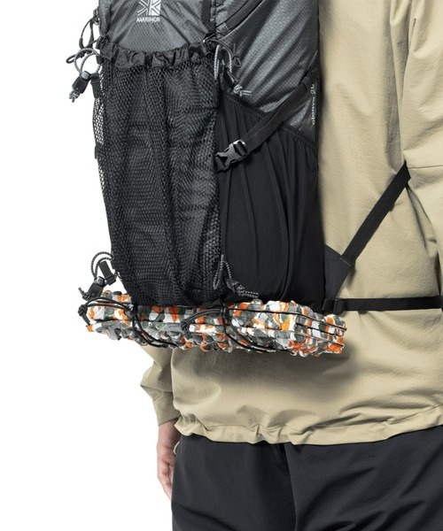 karrimor(カリマー)の「cleave 20(バックパック/リュック・メンズ・ブラウン/ホワイト/チャコールグレー・FREE)」の11枚目の写真