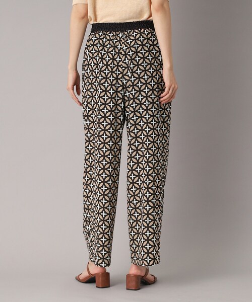 DRESSTERIOR（ドレステリア）の「【ウエストゴム/オリジナル柄】オーバーラップサークルイージーパンツ（その他パンツ・レディース・ベージュ系・34/36/38/40）」の22枚目の写真