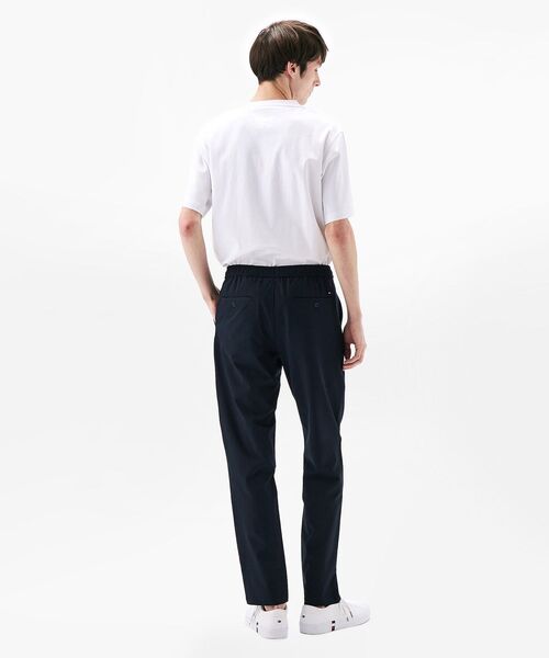 TOMMY HILFIGER(トミーヒルフィガー)の「エアードット エラスティックウエスト バンドデントンパンツ(チノパンツ・メンズ・グレー/ネイビー/オリーブ・34inch/32inch/36inch/30inch/28inch)」の15枚目の写真