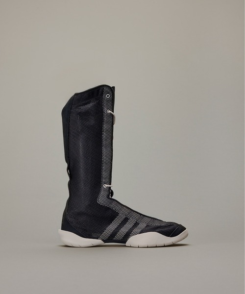 【送料&関税込】Y-3 Regu Boots - Unisex Y-3 REGU 2002 BOOT（スニーカー）｜Y-3（ワイスリー）の
