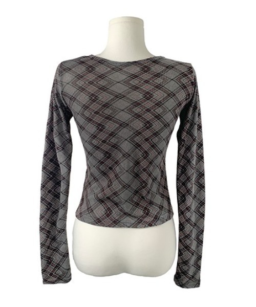 anyonemore（エニワンモア）の「チェック柄スリムフィットカーディガン（Tシャツ/カットソー・レディース・チャコール・FREE）」の16枚目の写真