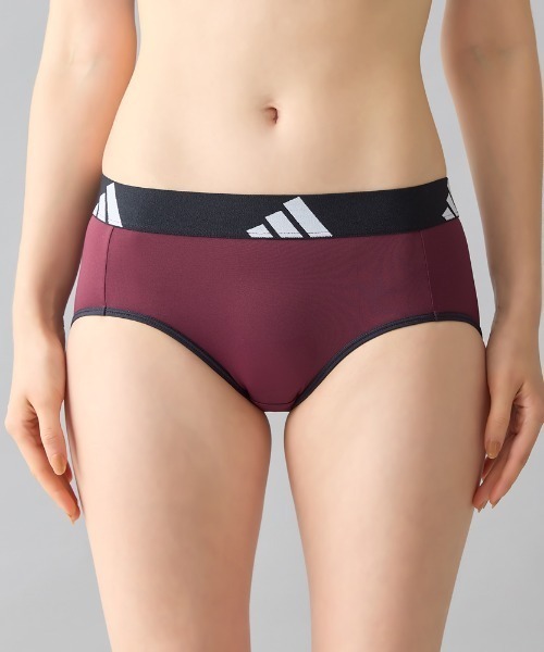 adidas(アディダス)の「adidas/アディダス レギュラーショーツ 吸汗速乾(ショーツ・レディース・ブラック/ライトグレー/ボルドー/パープル系その他/ブラック系その他・MEDIUM/LARGE)」の5枚目の写真