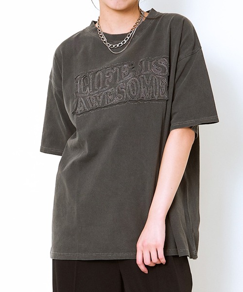GORGE（ゴージ）の「《ピグメント加工×立体ロゴ》レディース オーバーサイズ Tシャツ 刺繍入り ビッグシルエット 春夏秋（Tシャツ/カットソー・レディース・グレイッシュベージュ/スミクロ/ピンク・F）」の5枚目の写真
