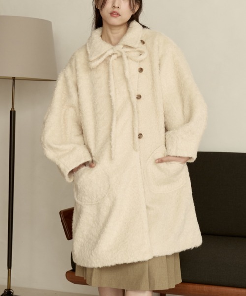 moi tytto（モイテュット）の「【取り外しリボン付き】シャギーミディ