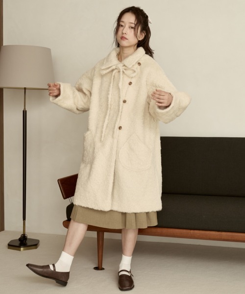 moi tytto（モイテュット）の「【取り外しリボン付き】シャギーミディ