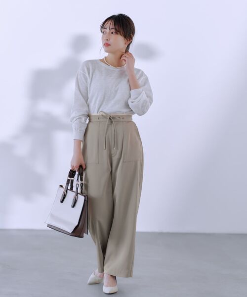 COHINA（コヒナ）の「ウエストデザインドロストパンツ 【低身長・小柄女性】（その他パンツ・レディース・ブルー/ブラック/ベージュ・S-Regular/XS-Regular/S-Short/XS-Short）」の10枚目の写真
