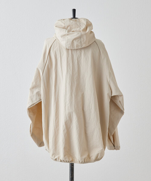 ear PAPILLONNER(イアパピヨネ)の「《撥水/UVカット》KEN NAKAYAMAコラボ ウインドブレーカー(その他アウター・レディース・ベージュ系その他・FREE)」の4枚目の写真