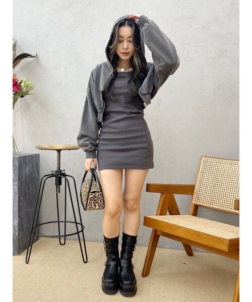 EVRIS（エヴリス）の「ダメージスウェットクロップドパーカー（パーカー・レディース・ブルー/ホワイト/ブラック・FREE）」の21枚目の写真