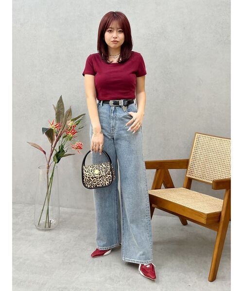 EVRIS(エヴリス)の「BASICシンプルショートTシャツ(Tシャツ/カットソー・レディース・ブラック/チャコールグレー/ホワイト/レッド・FREE)」の12枚目の写真