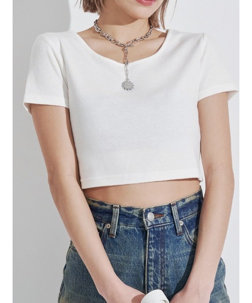 EVRIS(エヴリス)の「BASICシンプルショートTシャツ(Tシャツ/カットソー・レディース・ブラック/チャコールグレー/ホワイト/レッド・FREE)」の1枚目の写真