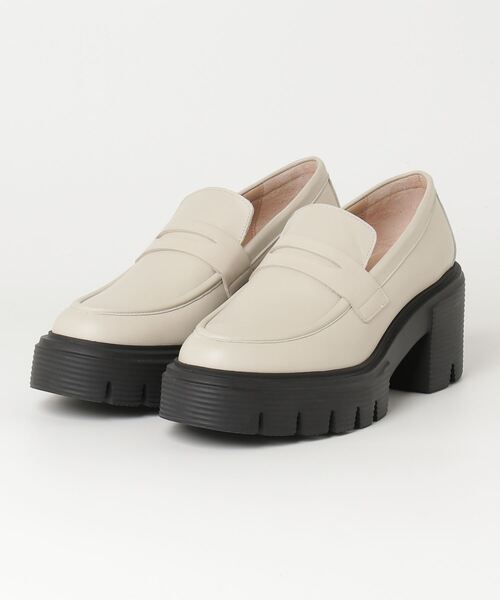 STUART WEITZMAN(スチュアートワイツマン)の「STUART WEITZMAN SOHO LOAFER スチュアート・ワイツマン ソーホー ローファー(ローファー・レディース・オートミール・35/36/36.5/37/37.5/38/35.5)」の18枚目の写真