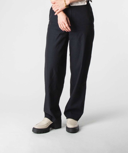 STUART WEITZMAN(スチュアートワイツマン)の「STUART WEITZMAN SOHO LOAFER スチュアート・ワイツマン ソーホー ローファー(ローファー・レディース・オートミール・35/36/36.5/37/37.5/38/35.5)」の4枚目の写真