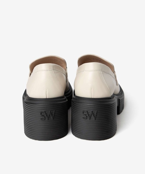 STUART WEITZMAN(スチュアートワイツマン)の「STUART WEITZMAN SOHO LOAFER スチュアート・ワイツマン ソーホー ローファー(ローファー・レディース・オートミール・35/36/36.5/37/37.5/38/35.5)」の11枚目の写真