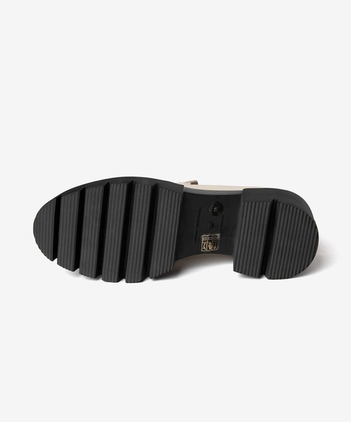 STUART WEITZMAN(スチュアートワイツマン)の「STUART WEITZMAN SOHO LOAFER スチュアート・ワイツマン ソーホー ローファー(ローファー・レディース・オートミール・35/36/36.5/37/37.5/38/35.5)」の14枚目の写真