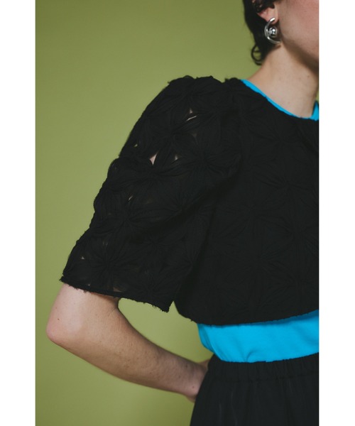 HeRIN.CYE(ヘリンドットサイ)の「Flower lace bolero フラワーレースボレロ(カーディガン/ボレロ・レディース・ホワイト/ブラック・FREE)」の14枚目の写真