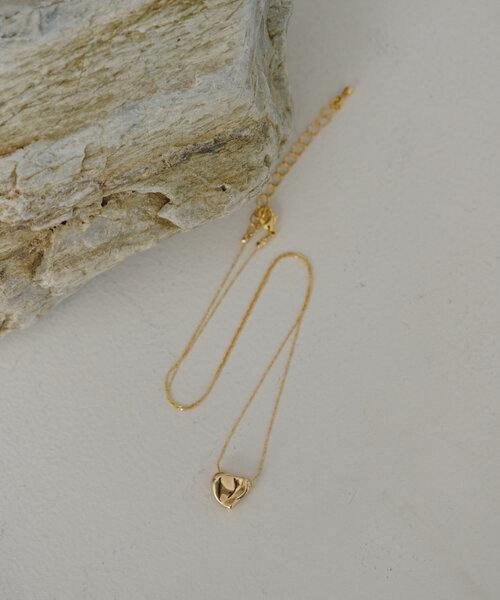 Kastane（カスタネ）の「【fiw.】ゆがみハートネックレス（ネックレス・レディース・ゴールド/シルバー・FREE）」の10枚目の写真