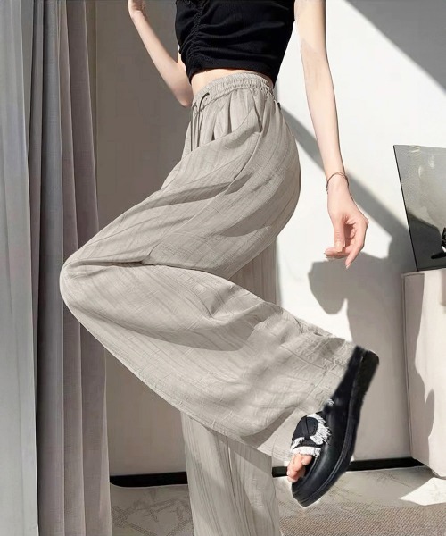 Miniministore(ミニミニストア)の「水墨風ワイドパンツ 薄手ドレープパンツ夏(スウェットパンツ・レディース・グレイッシュベージュ/ブラック/オフホワイト・M/L)」の8枚目の写真
