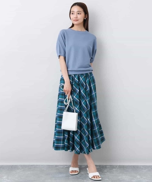 MK MICHEL KLEIN（エムケーミッシェルクラン）の「ガーター編み五分袖ニット/洗える（ニット/セーター・レディース・グレー/ホワイト/ダークインディゴブルー/イエロー・38）」の18枚目の写真