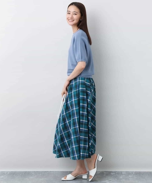 MK MICHEL KLEIN（エムケーミッシェルクラン）の「ガーター編み五分袖ニット/洗える（ニット/セーター・レディース・グレー/ホワイト/ダークインディゴブルー/イエロー・38）」の19枚目の写真