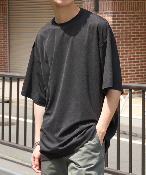 MAISON CLUB(メゾンクラブ)の「【MAISON CLUB】Over Size Dry Tee / オーバーサイズドライTee 速乾 ジムウェア ランニング ラッシュガード代わりにも(Tシャツ/カットソー・メンズ・ブラック/ホワイト・M/L)」の9枚目の写真