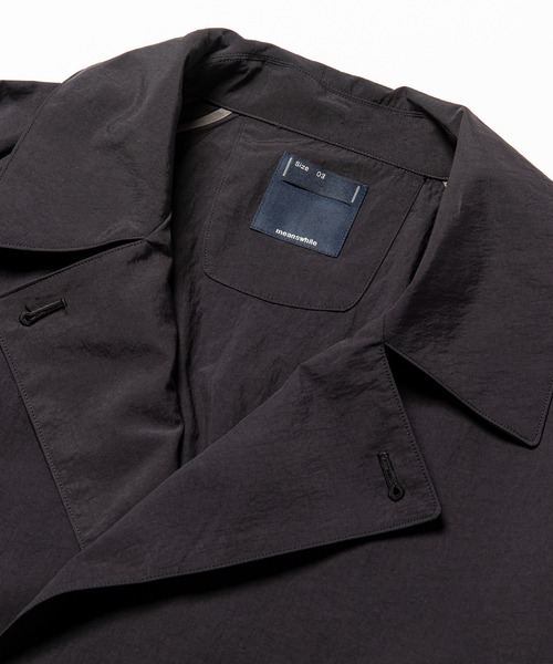 meanswhile(ミーンズワイル)の「Nylon Wrap Over Coat(トレンチコート・メンズ・ベージュ/ブラック・2(M)/3(L))」の12枚目の写真