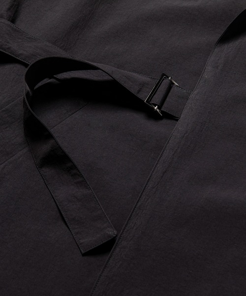 meanswhile(ミーンズワイル)の「Nylon Wrap Over Coat(トレンチコート・メンズ・ベージュ/ブラック・2(M)/3(L))」の15枚目の写真