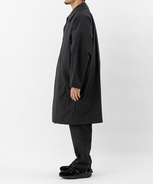 meanswhile(ミーンズワイル)の「Nylon Wrap Over Coat(トレンチコート・メンズ・ベージュ/ブラック・2(M)/3(L))」の21枚目の写真