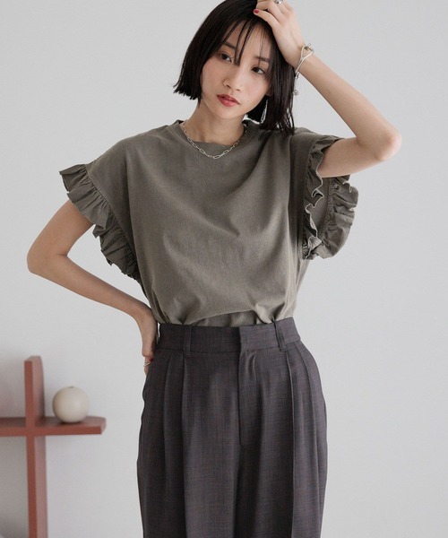 LOWRYS FARM（ローリーズファーム）の「ピグメントフリルＳＳ　323037（Tシャツ/カットソー・レディース・ホワイト/アイボリー/チャコールグレー・FREE）」の10枚目の写真