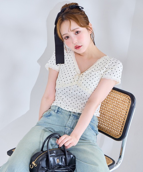 one after another NICE CLAUP(ワンアフターアナザーナイスクラップ)の「【カップ付き】レーステレコトップス(Tシャツ/カットソー・レディース・ブラック/ホワイト系その他/ドット/サックスブルー・FREE)」の6枚目の写真