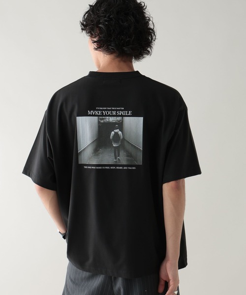 RAGEBLUE（レイジブルー）の「＜接触冷感機能付き＞【HIGH COOL/ハイクール】モノクロフォトTシャツ（Tシャツ/カットソー・メンズ・ブラック/レッド/ホワイト/グレー/オフホワイト・LARGE/MEDIUM）」の17枚目の写真