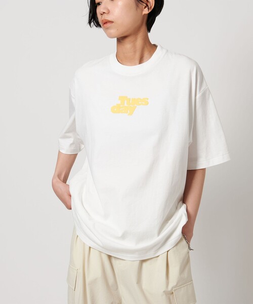 CITEN（シテン）の「＜CITEN＞デイオブウィークロゴT（Tシャツ/カットソー・レディース・ダークブラウン/ホワイト/ライトピンク・S/M）」の4枚目の写真