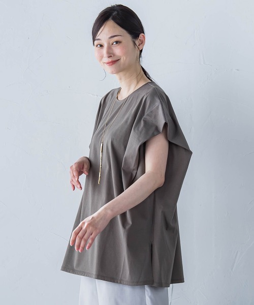 LAUTREAMONT（ロートレアモン）の「【WEB限定】タックデザインカットソー ≪接触冷感／洗濯機OK≫（Tシャツ/カットソー・レディース・ブルー/ブラック/カーキ/ホワイト/ブラウン・9号）」の21枚目の写真