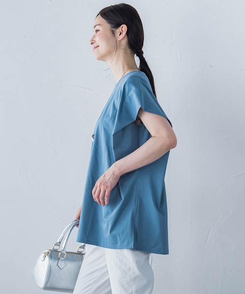 LAUTREAMONT（ロートレアモン）の「【WEB限定】タックデザインカットソー ≪接触冷感／洗濯機OK≫（Tシャツ/カットソー・レディース・ブルー/ブラック/カーキ/ホワイト/ブラウン・9号）」の8枚目の写真