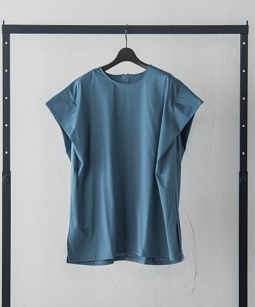 LAUTREAMONT（ロートレアモン）の「【WEB限定】タックデザインカットソー ≪接触冷感／洗濯機OK≫（Tシャツ/カットソー・レディース・ブルー/ブラック/カーキ/ホワイト/ブラウン・9号）」の17枚目の写真