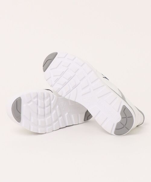 le coq sportif（ルコックスポルティフ）の「le coq sportif ルコックスポルティフ LA SEINE SI【さっと履ける/軽量/幅広3E】レディーススニーカー(ラセーヌSI)（スニーカー・レディース・ホワイト×ネイビー/ブラック・23.5cm/24.0cm/24.5cm/23.0cm/25.0cm/22.5cm）」の3枚目の写真