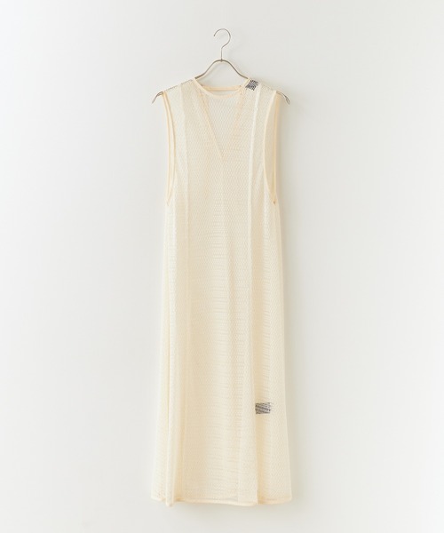 c/est(シーエ)の「c/est/シーエ SHALE チュニック 秋物 秋服 2026年秋冬(チュニック・レディース・ブラック/アイボリー・FREE)」の3枚目の写真