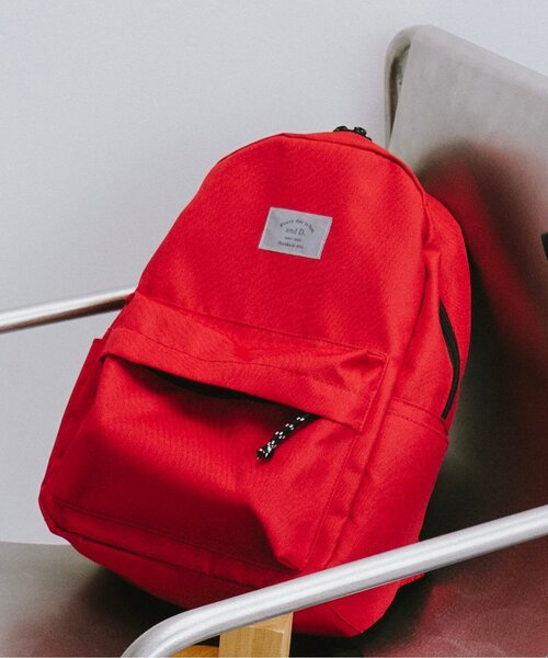 and D. petit main（アンドディープティマイン）の「【365D.】デイリーアソートリュック14L（バックパック/リュック・キッズ・ラベンダー/ブルー/グリーン/オフホワイト/レッド/ネイビー/ブラック/カラフル/スモークピンク・F）」の8枚目の写真