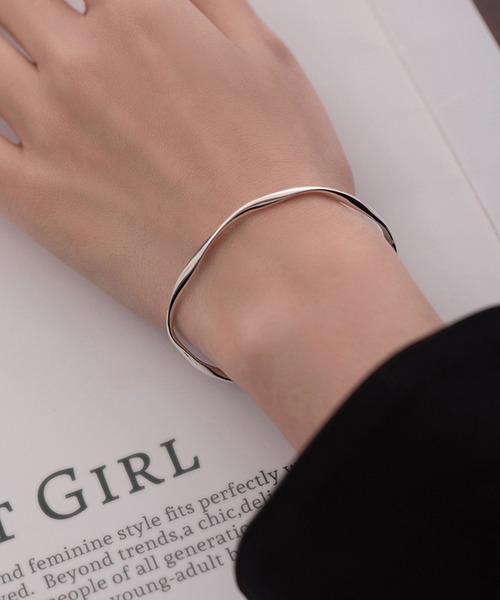 Anne  2トーン パヴェ ツイスト バングル ブレスレット Narrow Twist Bangle / ツイスト バングル シルバー925【it's 12
