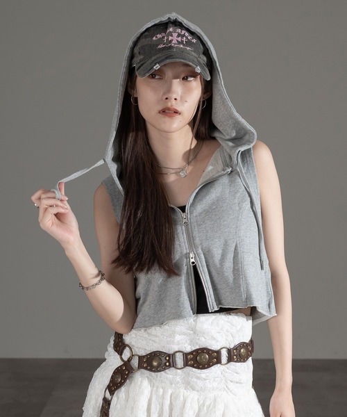 apres jour mignon（アプレジュールミニョン）の「ノースリジップパーカー【ZOZOTOWN限定アイテム】（タンクトップ・レディース・杢グレー/ブラック系その他/ブラウン系その他・X-LARGE/フリー）」の2枚目の写真