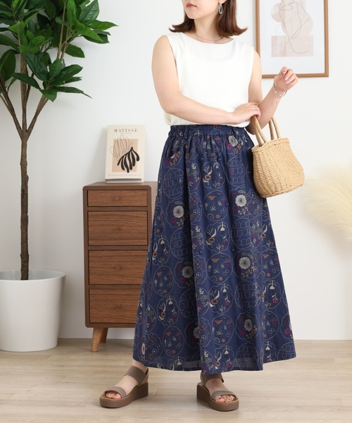 Emago(イマゴ)の「EMAGO リメイク総柄刺繍スカート(スカート・レディース・ネイビー/ホワイト・FREE)」の10枚目の写真