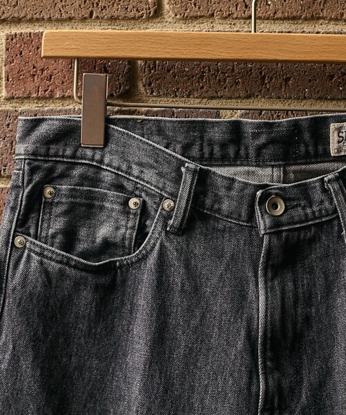 SHIPS(シップス)の「SHIPS: AUTHENTIC 5ポケット ブリーチ デニム(デニムパンツ・メンズ・ブラック/ロイヤルブルー・SMALL/MEDIUM/LARGE/X-LARGE)」の6枚目の写真