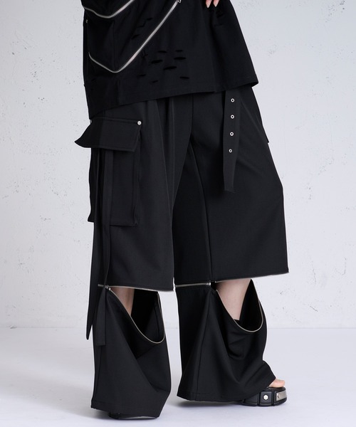 狐独（コドク）の「【狐独】2wayハカマコードカーゴスラックス（カーゴパンツ・メンズ・ブラック・SMALL/LARGE/MEDIUM）」の6枚目の写真