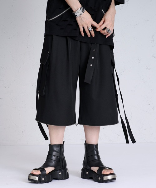 狐独（コドク）の「【狐独】2wayハカマコードカーゴスラックス（カーゴパンツ・メンズ・ブラック・SMALL/LARGE/MEDIUM）」の7枚目の写真
