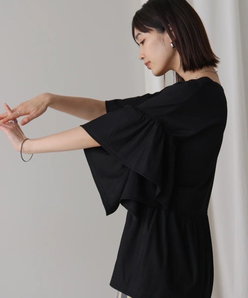 Bou Jeloud(ブージュルード)の「カノコワイドギャザープルオーバー(Tシャツ/カットソー・レディース・イエロー/キャメル・FREE)」の6枚目の写真